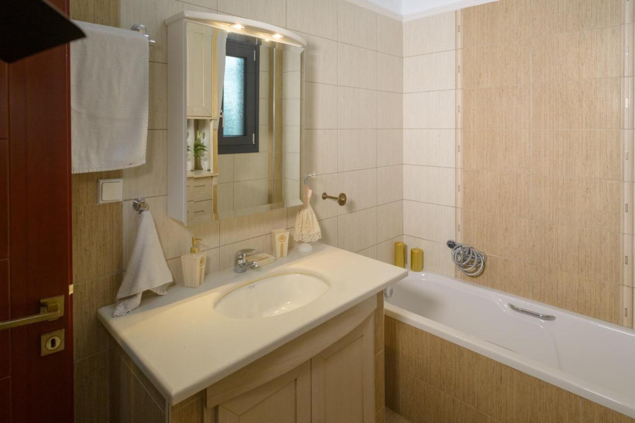 Luxury Dafnis House Appartement Veria  Buitenkant foto