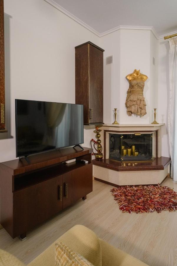 Luxury Dafnis House Appartement Veria  Buitenkant foto